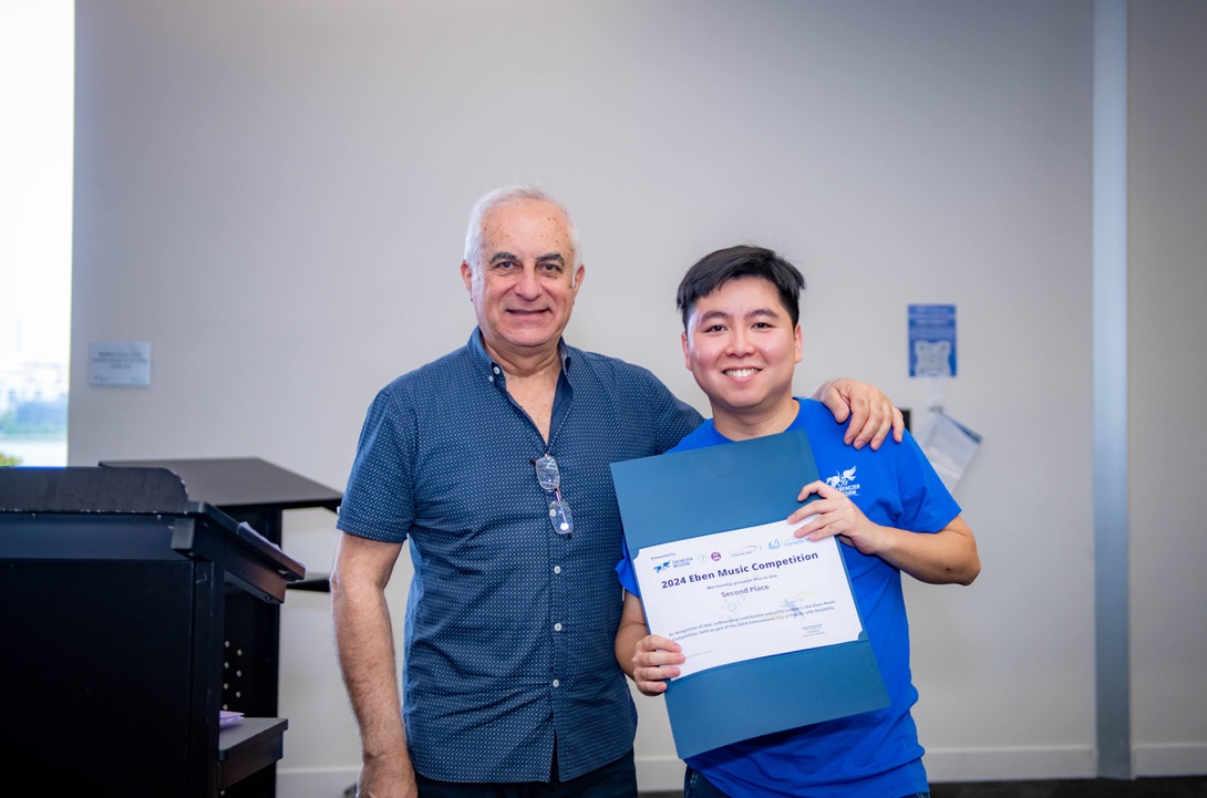 Pianist Jonathan Yang receiving Second Place in the 2024 Eben Music Competition